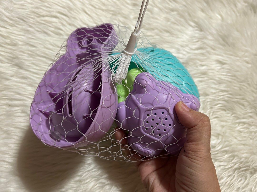 Bath time Fun Toys *’MIGO (Category: Infant Playtime) located in Pasig City. Submitted by mixpicks (Listing ID 1339561462, Image 3). Description: Good Quality .