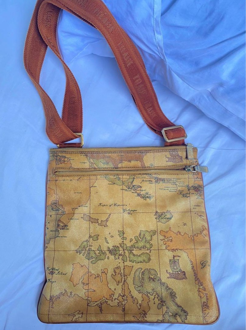 Beg Alviero Martini untuk dilepaskan Made in Hungary condition 8 10