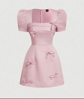 (Category: ) located in . Submitted by dazzlinglillly (Listing ID 1339722210, Image 1). Description: .