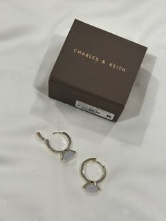 (Category: ) located in . Submitted by creampufflover (Listing ID 1339701995, Image 1). Description: .