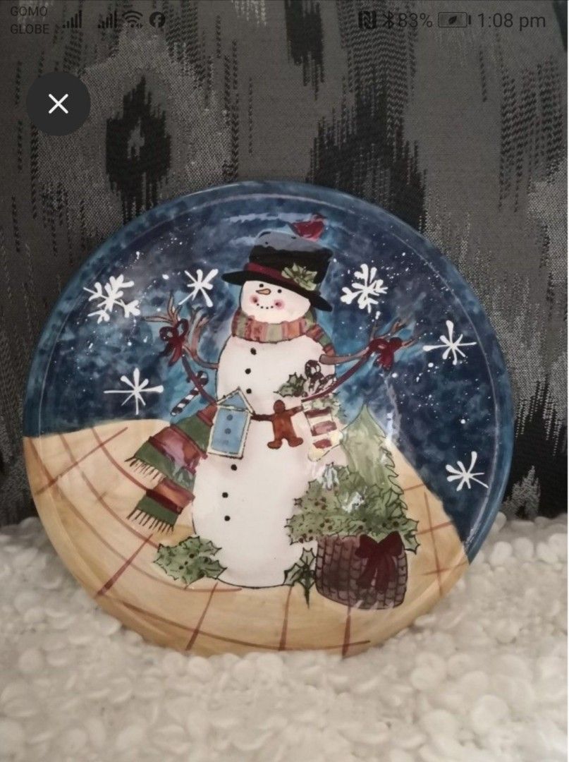 Christmas Plates Kitchen Decor (Category: Frames & Pictures) located in Mandaluyong City. Submitted by ilovemyshop (Listing ID 1339600752, Image 2). Description: 💜 This embossed, handpainted Certified International Christmas Display is design by Susan Winget. 💜 300 each 2 for 500 💜 Size is 8.25".