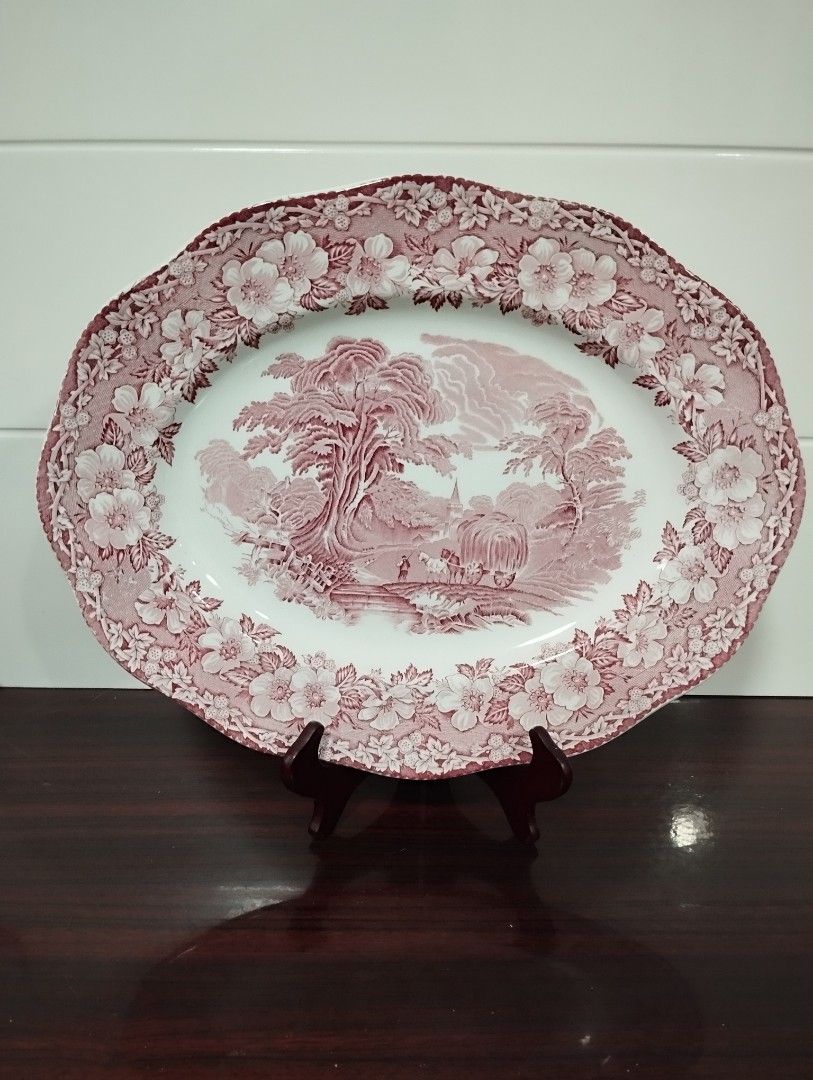 ENOCH WEDGWOOD SERVING PLATE (Category: Dinnerware & Cutlery) located in Caloocan City. Submitted by janneagustin (Listing ID 1339700210, Image 1). Description: 14" x 11" WOODLAND ✅ Decorative Plate ✅ Rare Find.