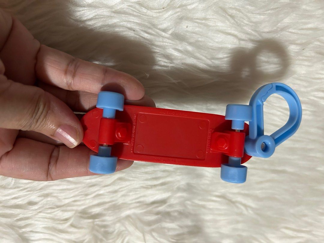 Finger Skateboard Toy*’MIGO (Category: Character Goods) located in Pasig City. Submitted by mixpicks (Listing ID 1339570312, Image 3). Description: Mcdo Collectible Toy Bag Charm .