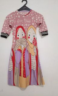 (Kategori: ) berada di . Dikirim oleh bajumur4h (ID iklan 1339561317, Gambar 1). Deskripsi: .