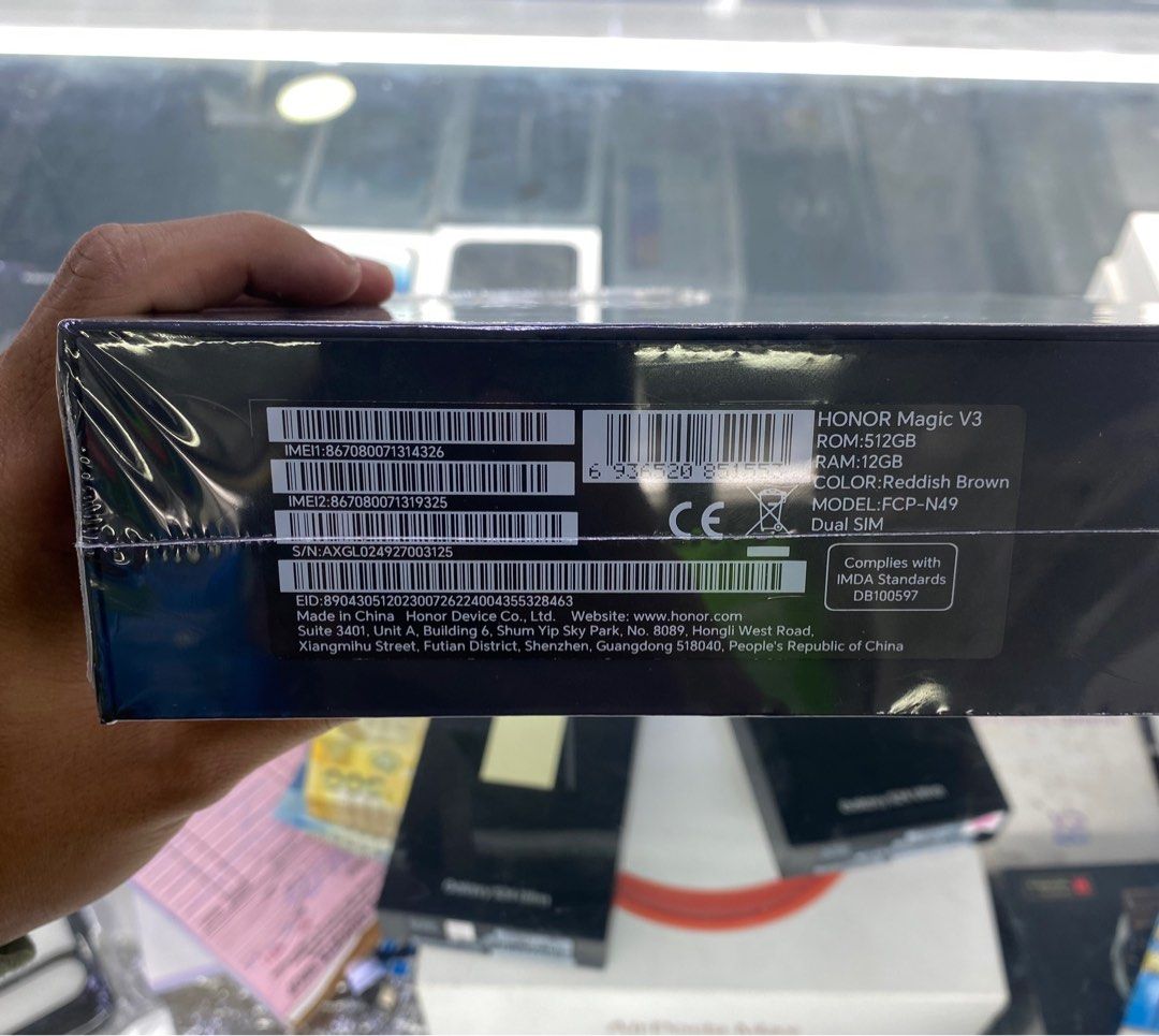 HONOR Magic V3 12/512gb Global Reddish Brown (Category: Android Others) located in San Juan City. Submitted by rodelmarllemit (Listing ID 1339646912, Image 2). Description: Brand new HONOR Magic V3 Rom: 512gb Ram: 12gb Color: Reddish Brown 7 days replacement Facebook Page: •Helu’s Gadgets Txt or Call •09266836637 Mode of Payment: •Cash •Bank Transfer •GCash & Paymaya Installment: •Credit Card •Ggives •Cash on Delivery •Shipping •Meet Up •Trade In