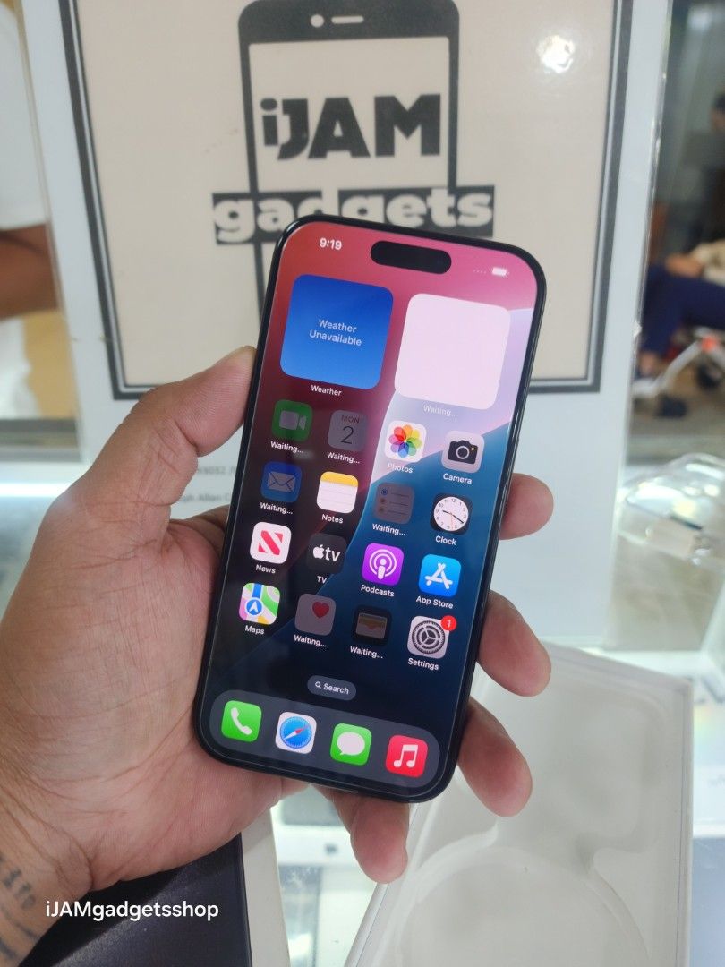 Iphone 15pro (Category: iPhone 15 Series) located in Manila. Submitted by ijamgadgetsshop (Listing ID 1339725280, Image 3). Description: iphone 15pro 256gb 91 batt health hk dual sim makinis no dents check to sawa 📌we do cod in metro manila and near provinces just add sf only 📌can visit in my store at greenhills shopping center 📌we do LBC transaction 📌we accept credit card in store 📌for fast transaction make acall 09291593032/09958592363.