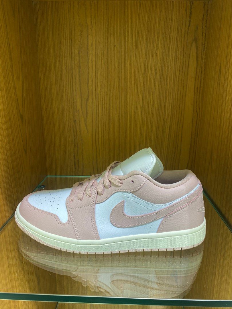 Jordan low light bone/particle beige, Fesyen Wanita, Sepatu di