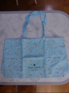 （分類：）位於 。 由 somethingthere.shop 提交（商品編號 1339721781，圖片 1）。簡介： 。