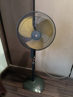 (Category: ) located in . Submitted by lingliat31234 (Listing ID 1339614511, Image 1). Description: .