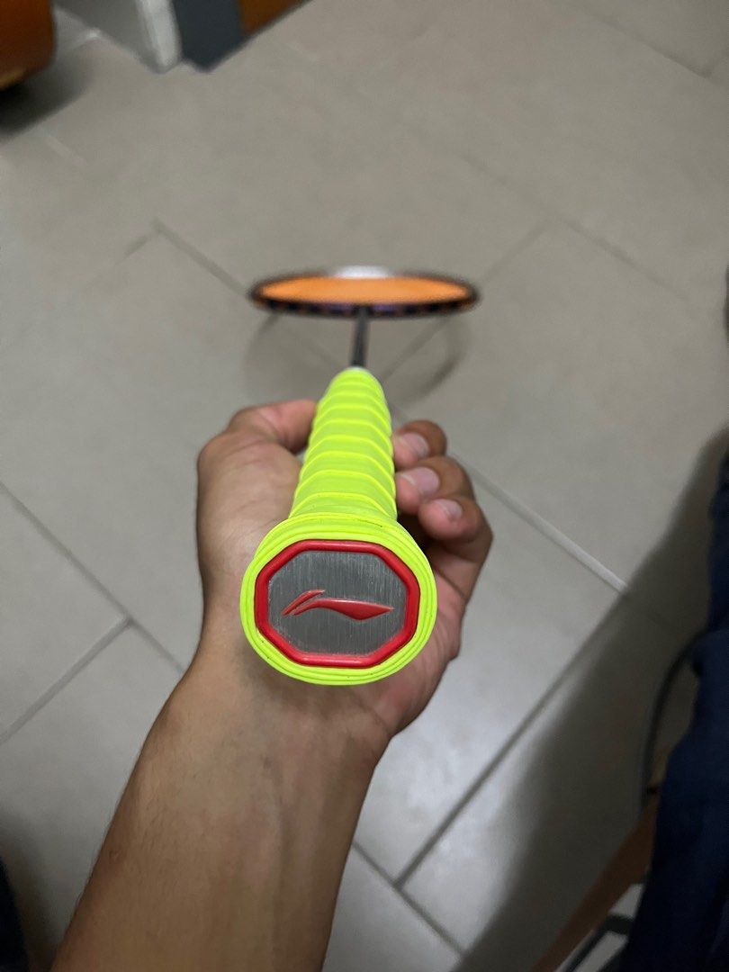 lining racket (Category: Racket & Ball Sports) located in Klang. Submitted by my067 (Listing ID 1339671656, Image 3). Description: Super Force 87 plus Condition 9/10 One paintchip .