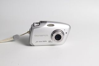 （分類：）位於 。 由 retro.futuristic_ 提交（商品編號 1339678251，圖片 1）。簡介： 。
