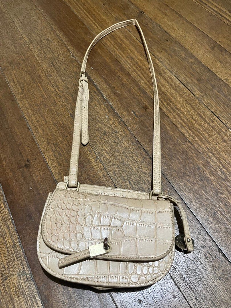 Carpisa cruz bags best sale