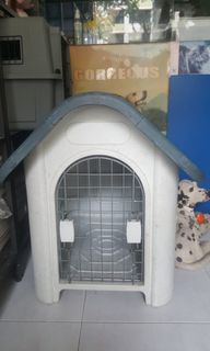 (Category: ) located in . Submitted by petstudio77 (Listing ID 1339555315, Image 1). Description: .