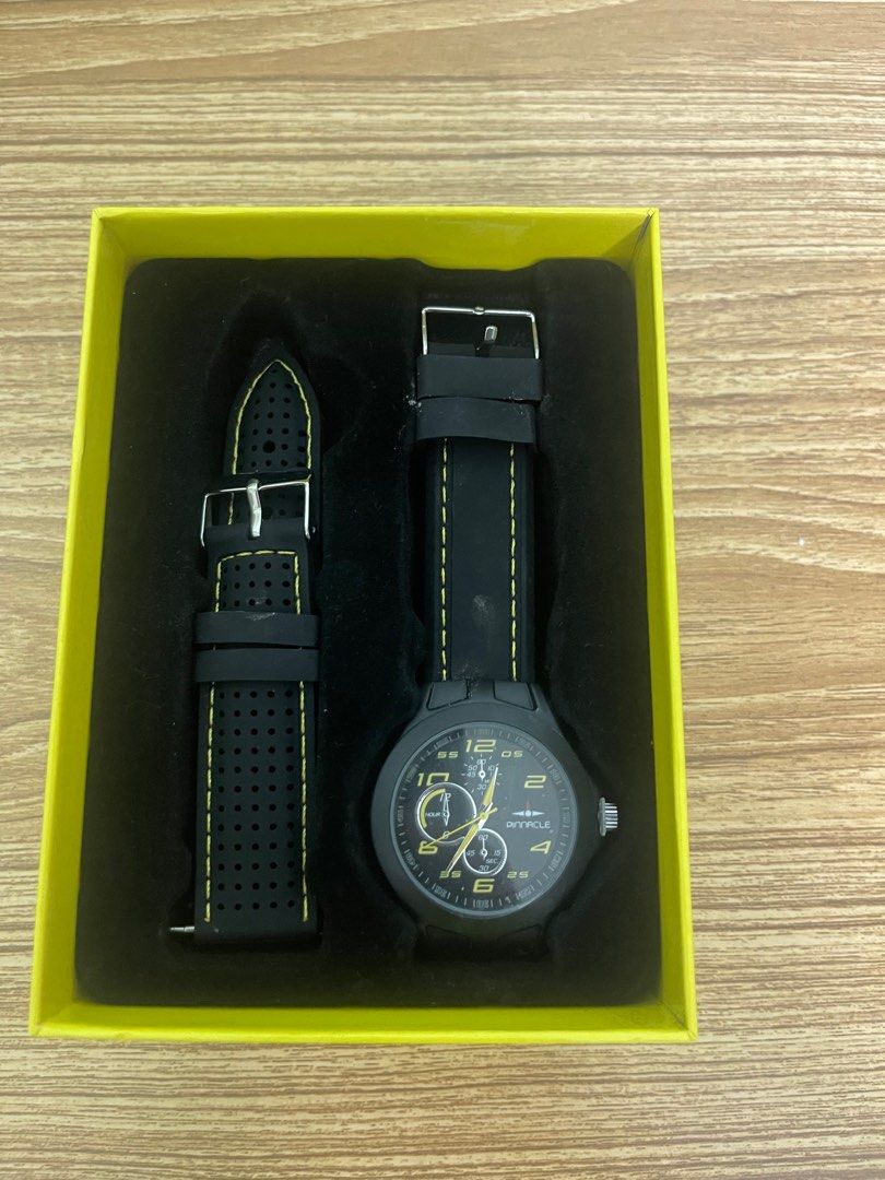 Pinnacle motorsport watch price hot sale