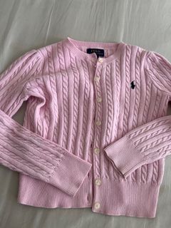 (Category: ) located in . Submitted by clothesaholic28 (Listing ID 1339635710, Image 1). Description: .