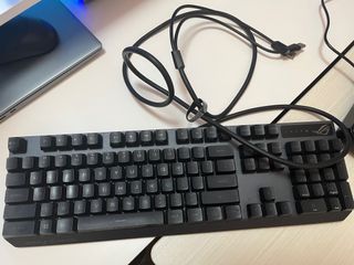 Teclado ROG Strix Scope RX (interruptores azules) con cable63007364932866110