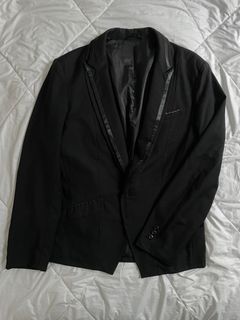 (Category: ) located in . Submitted by unipreloved (Listing ID 1339728777, Image 1). Description: .