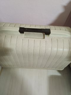 (Category: ) located in . Submitted by annuja (Listing ID 1339715427, Image 1). Description: .
