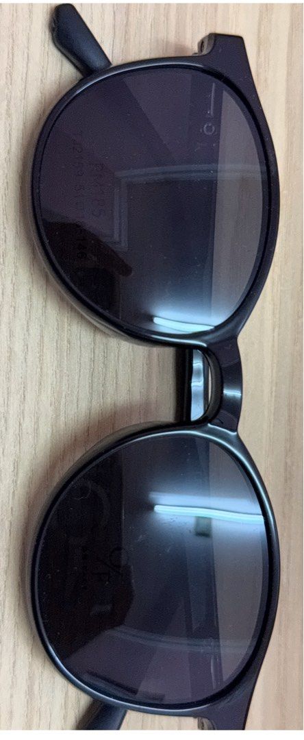 Spectacle Frames (Category: Accessories) located in Kuala Lumpur. Submitted by khurusetran-96340 (Listing ID 1339586350, Image 2). Description: .