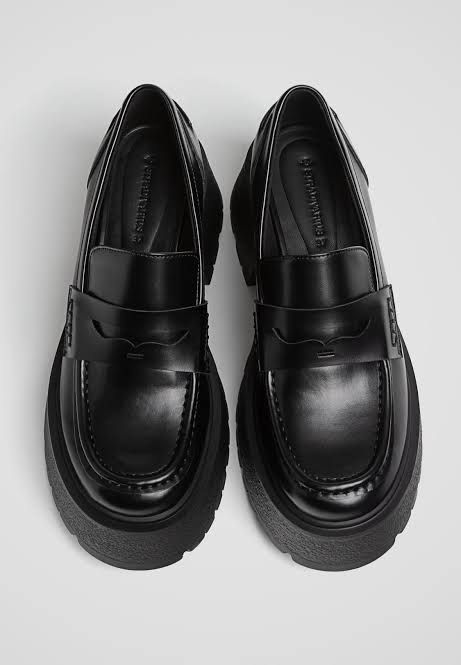 Stradivarius Loafers Women s Fashion Footwear Loafers on Carousell