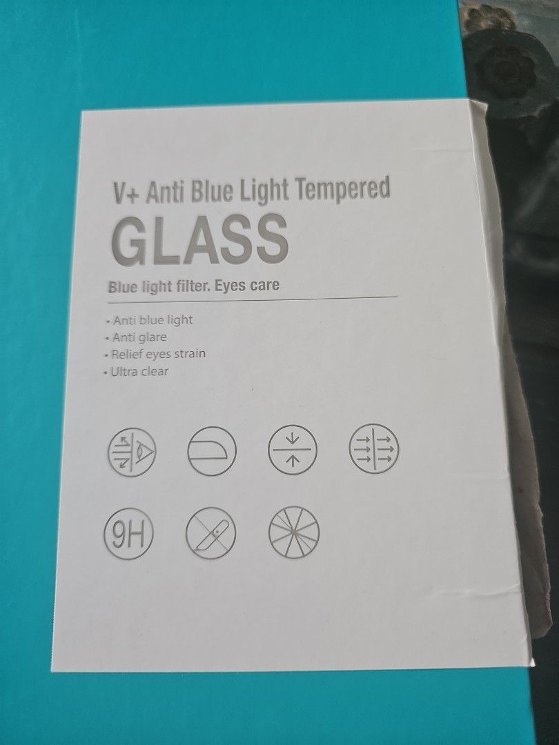 Surface Pro Screen protector (Category: Other Accessories) located in Singapore. Submitted by akkibhai (Listing ID 1339620384, Image 3). Description: .