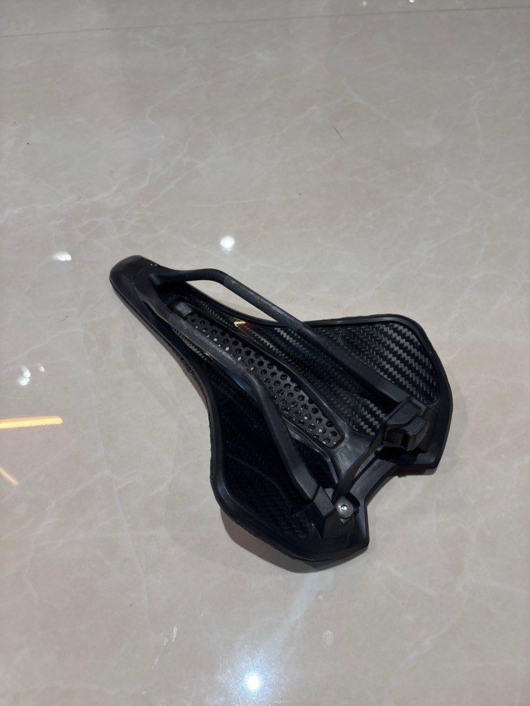 S-Works Mirror Saddle (Category: Bicycles) located in Singapore. Submitted by syuennet (Listing ID 1339726246, Image 3). Description: For any type of bicycles Information is in last picture .