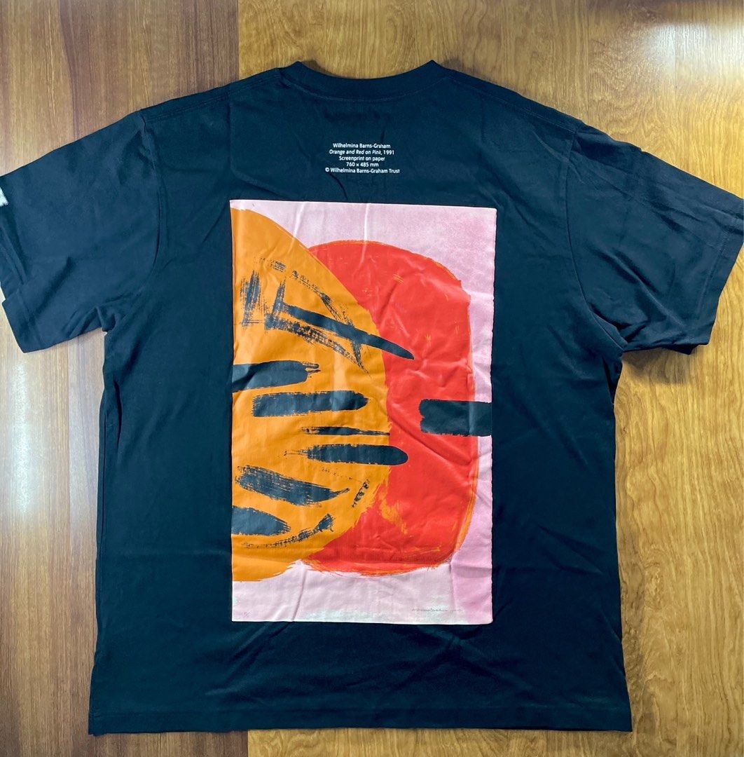 Uniqlo mens tshirt (Category: Tshirts & Polo Shirts ) located in Quezon City. Submitted by akieo (Listing ID 1339735673, Image 2). Description: Uniqlo mens thirt Very good condition used 2x only Like new Size 2xL Price now selling 350 only Qc area Nationwide shipping.