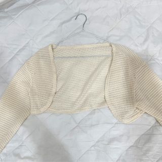(Category: ) located in . Submitted by thriftingwithari (Listing ID 1339576113, Image 1). Description: .