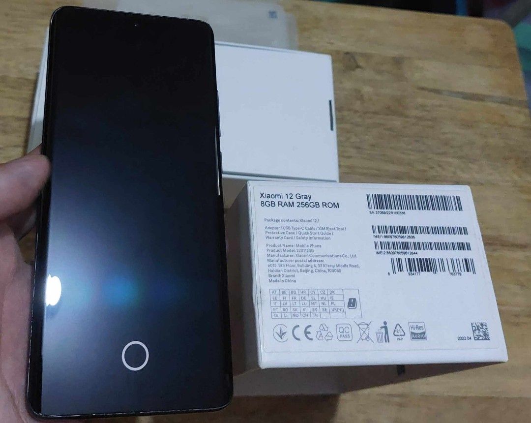 Xiaomi 12 5g 8/256gb (Category: Xiaomi) located in Quezon City. Submitted by axlrd (Listing ID 1339647256, Image 2). Description: Xiaomi 12 8/256gb Bought last Dec 2022 sa Sh0pee Xiaomi Official Shop (@xiaomi_online) SRP P31,999 FREE Audio/Type C Adaptor P64 What's in the box (original items from purchase): 1 x Xiaomi 12 1 x Adapter 1 x USB Type-C Cable 1 x SIM Eject Tool 1 x Quick Start Guide 1 x Warranty Card Open for swap to Pixel phone 256gb 