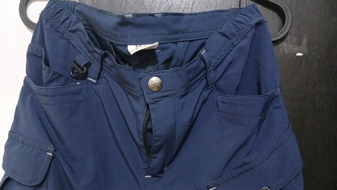 8a Hiking Pants Large Women's (Category: Trousers) located in Taguig. Submitted by jigokuwatashi (Listing ID 1344505233, Image 2). Description: .
