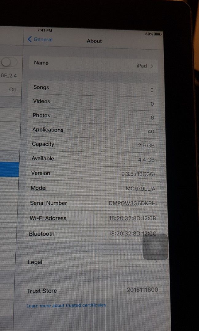 Apple iPad 2nd gen for Kids (Category: iPad) located in Cavite. Submitted by jmy826 (Listing ID 1344610489, Image 2). Description: Pambata Apple iPad 2 16GB Internal Wifi model Bezel Black Apple A5 Dual Core 9.7-inch LED Backlit Display Makunat ang battery. Price: 1,300.php. May hairline(basag) sa upper left corner Kasama ng iPad ay Apple 30 pin cord charger Ready to use. All running ok. Power switch, vol rocker buttons, rotate/mute switch, home 