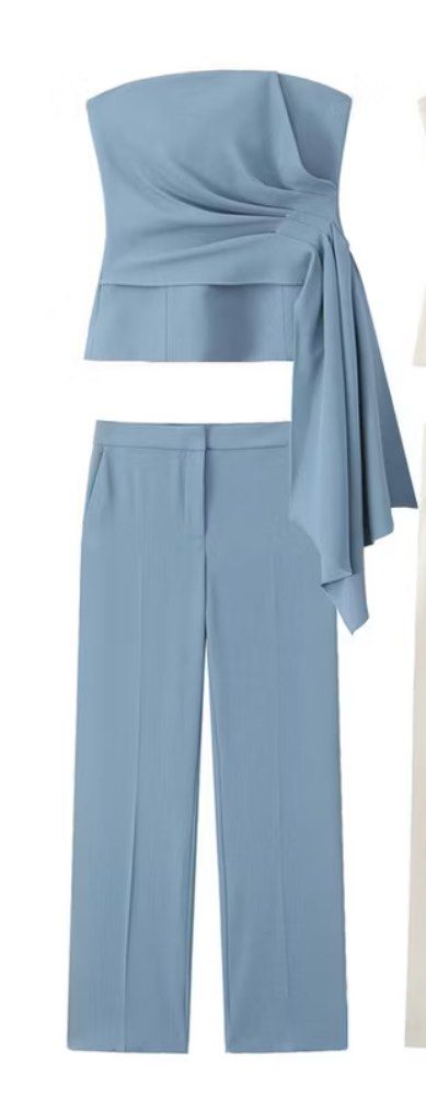 Blue Coordinates Tube Top and Pants (Category: Sets or Coordinates) located in San Juan City. Submitted by kassyjsn (Listing ID 1344476752, Image 3). Description: Cute set! Used only once for 4 hours :) best fits size M!.