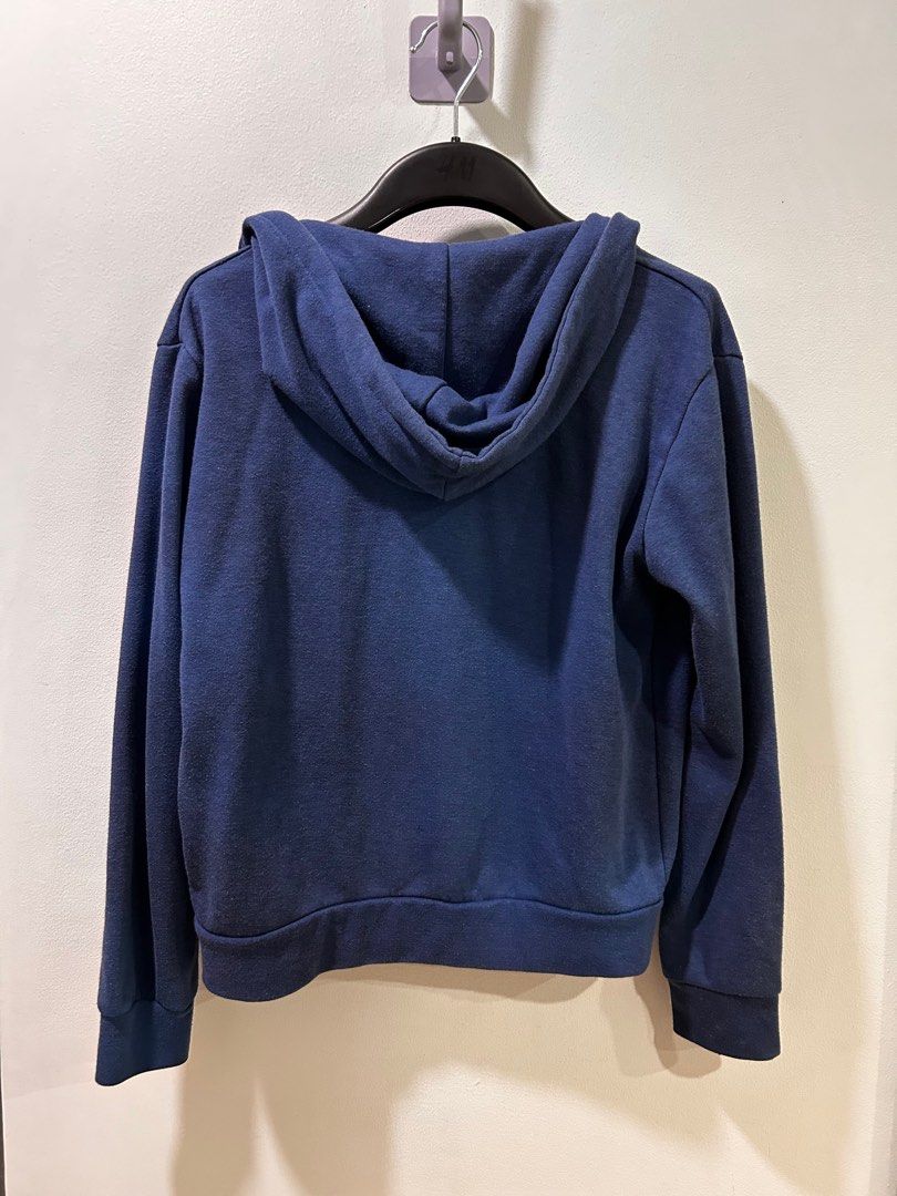Blue Hoodie w Zipper BENCH (Category: Babies & Kids Fashion) located in Taguig. Submitted by aroundbgc (Listing ID 1344598743, Image 2). Description: .