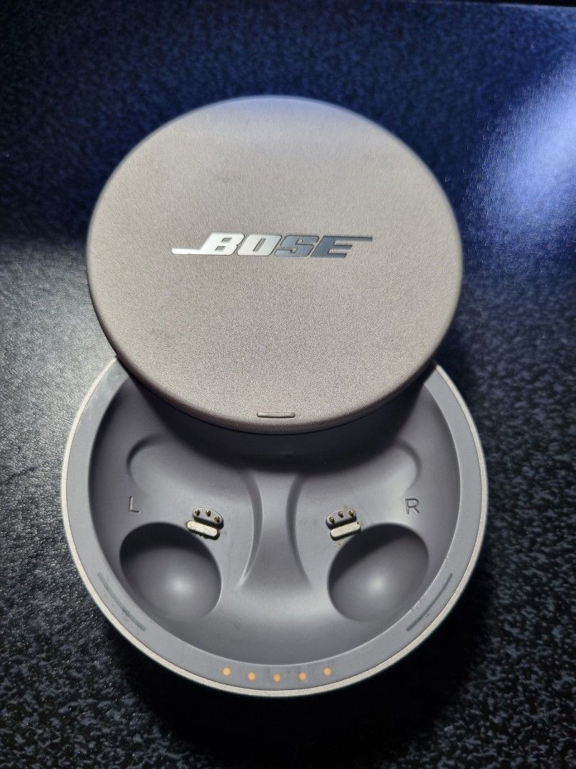 Bose Sleepbuds Charging Case (Category: Earphones) located in Mandaluyong City. Submitted by mrbong0618 (Listing ID 1344476622, Image 2). Description: Bose Sleepbuds Charging Case No issue..