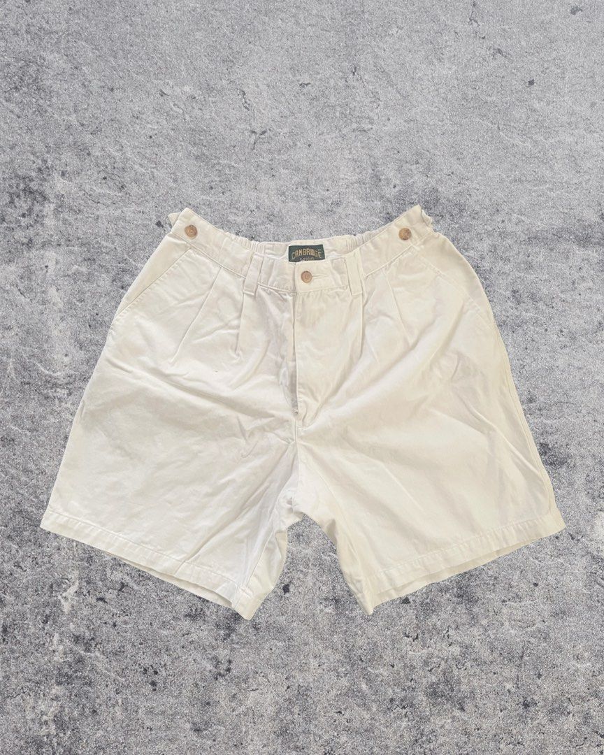 CAMBRIDGE CLASSICS TENNIS CHINO SHORTS (Category: Shorts) located in Quezon City. Submitted by xmanarchive (Listing ID 1344486192, Image 1). Description: 📎 Fits 32-34 📎 Adjustable waist Fit pic is mine..