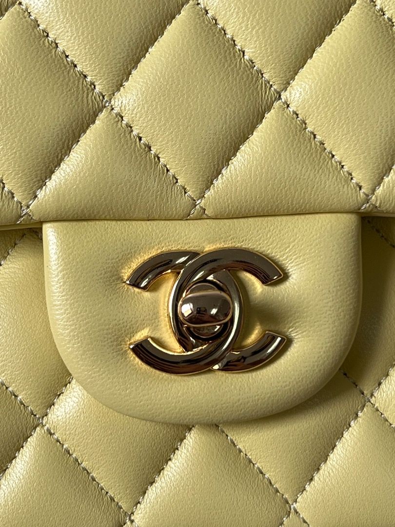 Chanel Double Flap Medium Yellow Lambskin Chain Shoulder Bag (Category: Luxury Bags & Wallets) located in Antipolo. Submitted by chanchimj (Listing ID 1322442574, Image 3). Description: • Available on-hand • Ready to ship • what you see is what you get 💯 • actual photos already posted NOTE: ❌ We don’t do meet-ups , due to I have other works to do. ❌ NO RETURN , NO EXCHANGE, NO REFUND If in doubt , don’t place order. So we cant waste each other’s