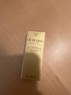（分類：）位於 。 由 maysiu717 提交（商品編號 1344579938，圖片 1）。簡介： 。