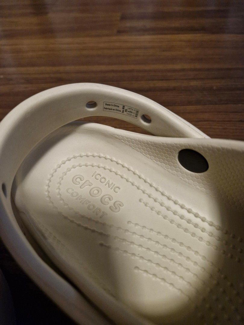 Crocs Platform Clogs in Bone Women's (Category: Sandals) located in Zamboanga. Submitted by _catflakes (Listing ID 1344502313, Image 3). Description: This is bought from SM City Mindpro Crocs outlet. Used less than 3 times. Will get this cleaned before shipout Size: W8 Price is still negotiable. PM me your offers.