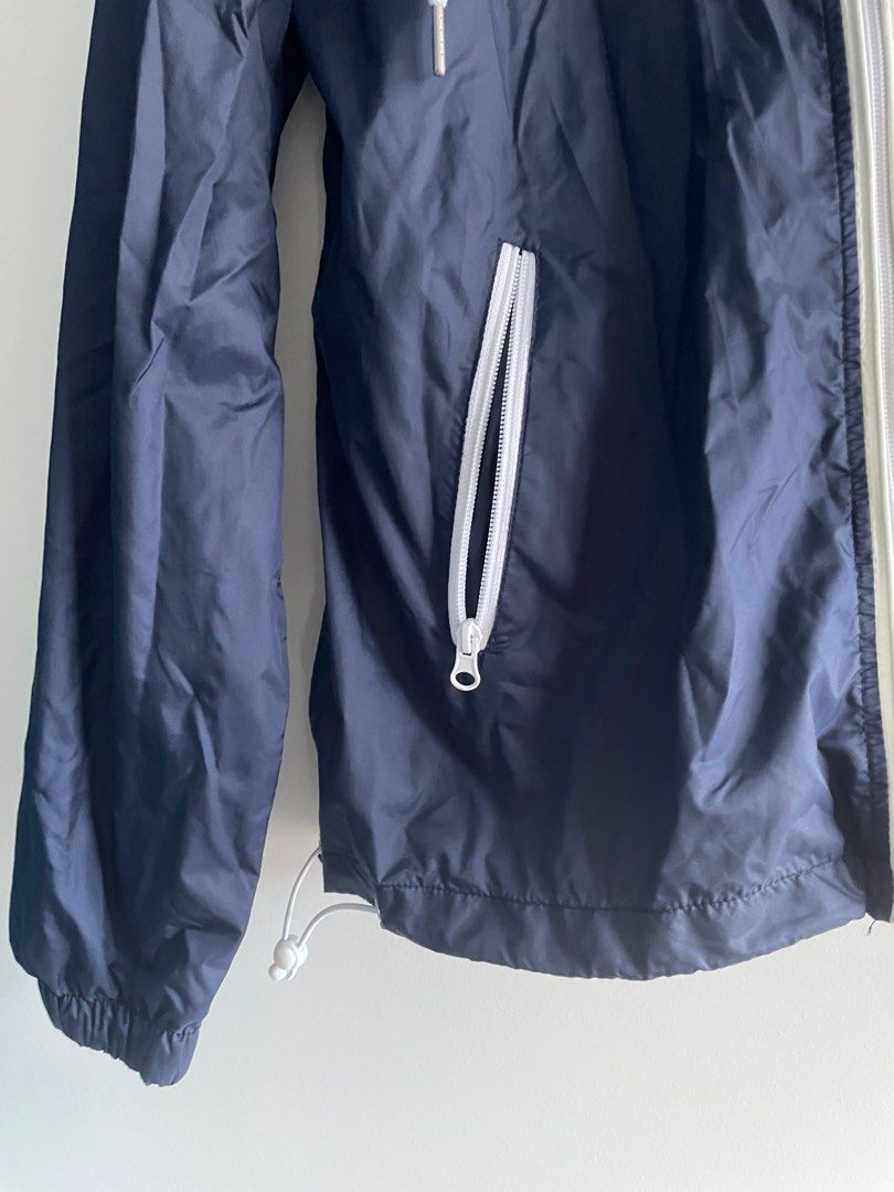 Forever 21 men windbreaker (Category: Coats, Jackets and Outerwear) located in Manila. Submitted by lrj_stuff (Listing ID 1344575218, Image 3). Description: .
