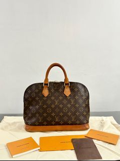Louis Vuittom Alma Monogram