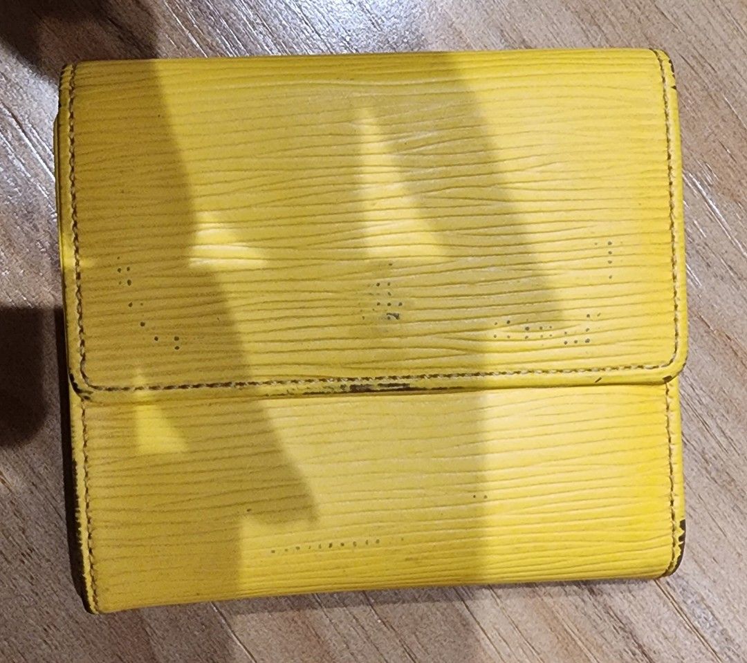 LV Epi Leather Wallet (Category: Bags & Wallets) located in Singapore. Submitted by benbs (Listing ID 1344553599, Image 3). Description: Authentic. Have some stains, was told recolouring will be $100+. #declutterlux.