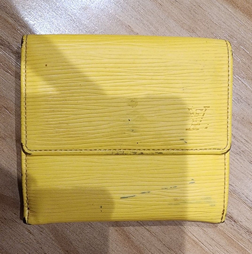 LV Epi Leather Wallet (Category: Bags & Wallets) located in Singapore. Submitted by benbs (Listing ID 1344553599, Image 2). Description: Authentic. Have some stains, was told recolouring will be $100+. #declutterlux.
