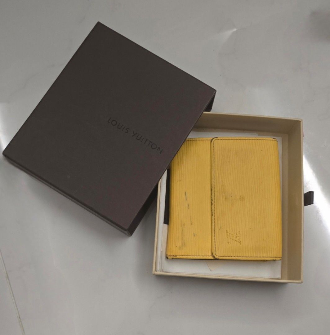 LV Epi Leather Wallet (Category: Bags & Wallets) located in Singapore. Submitted by benbs (Listing ID 1344553599, Image 1). Description: Authentic. Have some stains, was told recolouring will be $100+. #declutterlux.