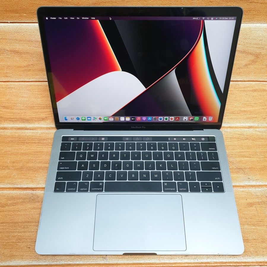 MacBook Pro 2017 | Core i7 | 16GB | 512GB | 13.3 inch Display Touch Bar ...