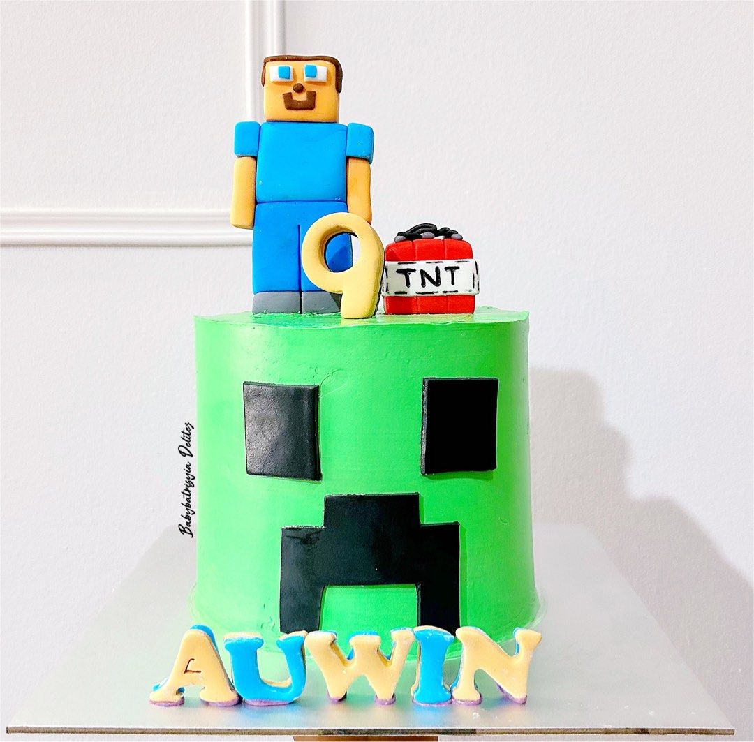 Minecraft theme Cake (Category: Homemade Bakes) located in Singapore. Submitted by babybatrisyiadelitez (Listing ID 1294618600, Image 2). Description: looking for minecraft cake? we are able to do it for u😊 from simple edible print to customise minecraft cake🥰 for the cakes edible print cake 1kg : circle ( $55 ) square/rectangle ( $60 ) customise cake 1kg $78 onwards my 1kg cakes can feed approx 10pax for circle Approx 12pax for square/rectangl