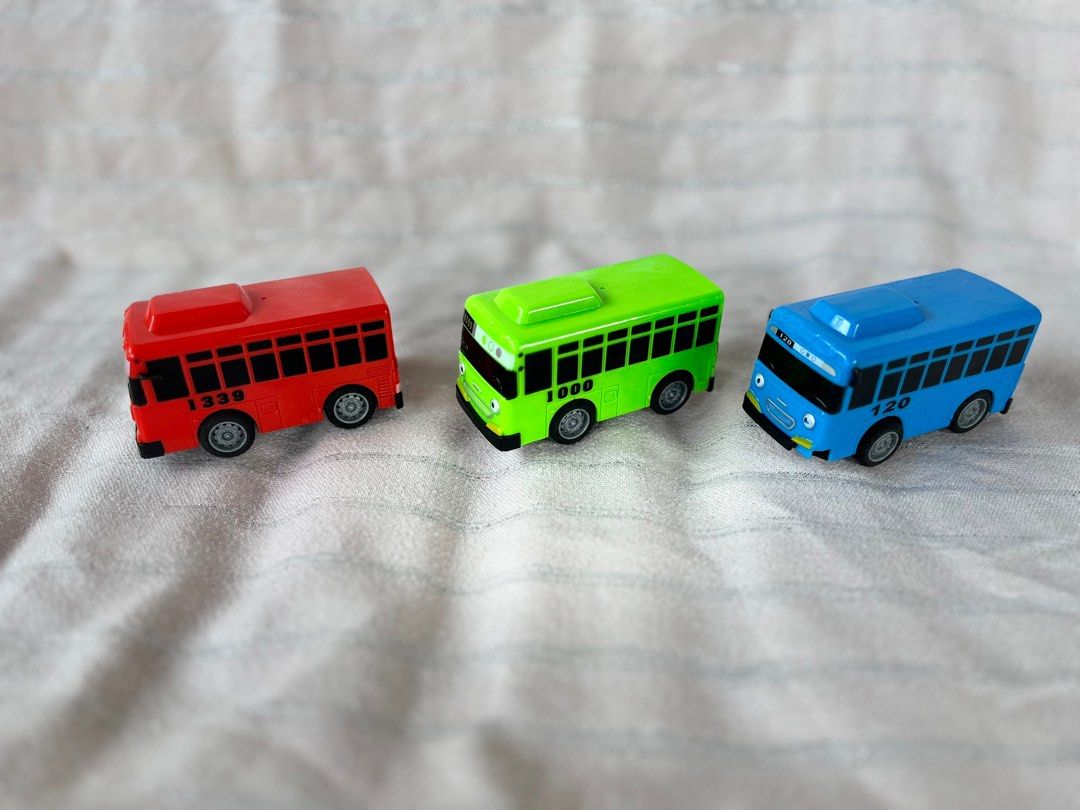 3 pcs Mini Toy Bus (Category: Vehicle & Diecast Models) located in Quezon City. Submitted by the_thrift_finds (Listing ID 1344573497, Image 2). Description: Plastic mini toy buses 3 pcs (Red, Green and Blue).