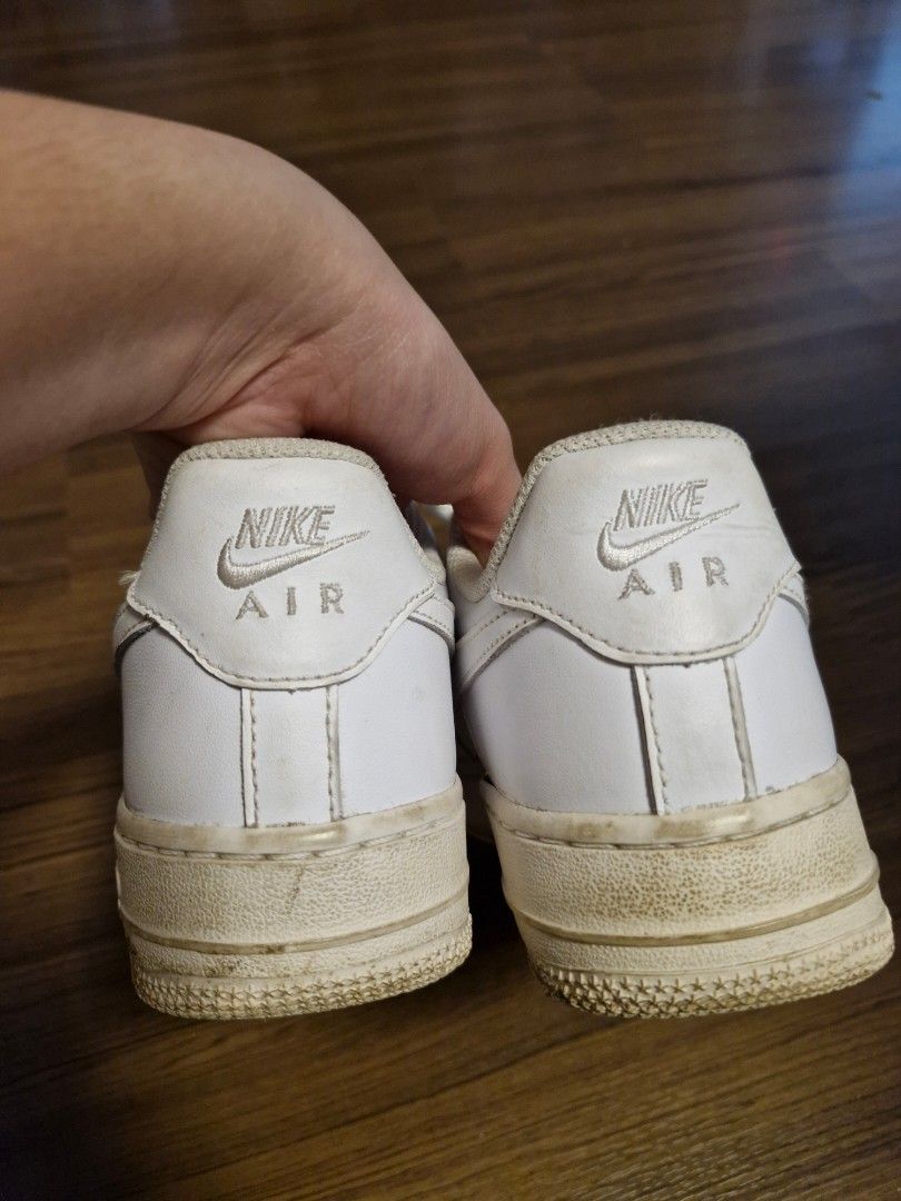 Nike Air Force 1 '07 Triple White (Category: Sneakers) located in Zamboanga. Submitted by _catflakes (Listing ID 1344503062, Image 2). Description: Comes with a box. This is bought from an official Nike outlet. Guaranteed authentic. Will clean and unyellow the soles upon request. Price is negotiable Size: 37.5 Euro.