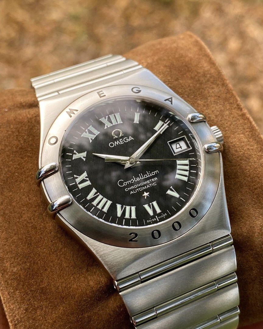 OMEGA Constellation Chronometer Black Dial Mens Watch (Category: Luxury Watches) located in Bulacan. Submitted by baywatchesph (Listing ID 1344578870, Image 2). Description: OMEGA Constellation Chronometer Black Dial Mens Watch Automatic movement 36mm case diameter (Mens/Unisex) Date display at the 3 o’clock position Sapphire crystal glass Luminous hands and markers Swiss made Condition: 9.5/10 - Pre-loved, in excellent condition, and all working