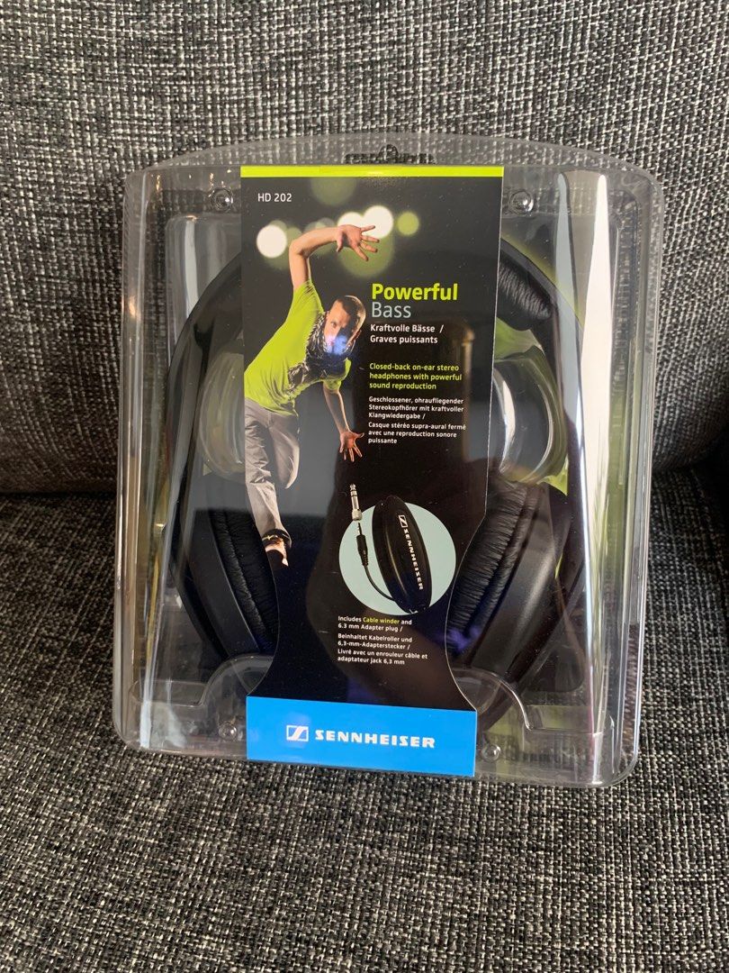 Sennheiser HD 202 Headphones (Category: Headphones & Headsets) located in Quezon City. Submitted by theclosetqueen (Listing ID 1344486583, Image 1). Description: Brand new Sennheiser HD 202 Bought in the US RFS: Decluttering.