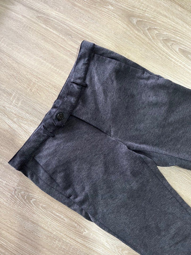 Slack pant (Category: Other Bottoms) located in Pasir Puteh. Submitted by minahbundle (Listing ID 1344523521, Image 1). Description: Brand: Eight (made in korea) Material: Slack pant Measurement: Waist 32’ Length 37’ Hip 20’ .